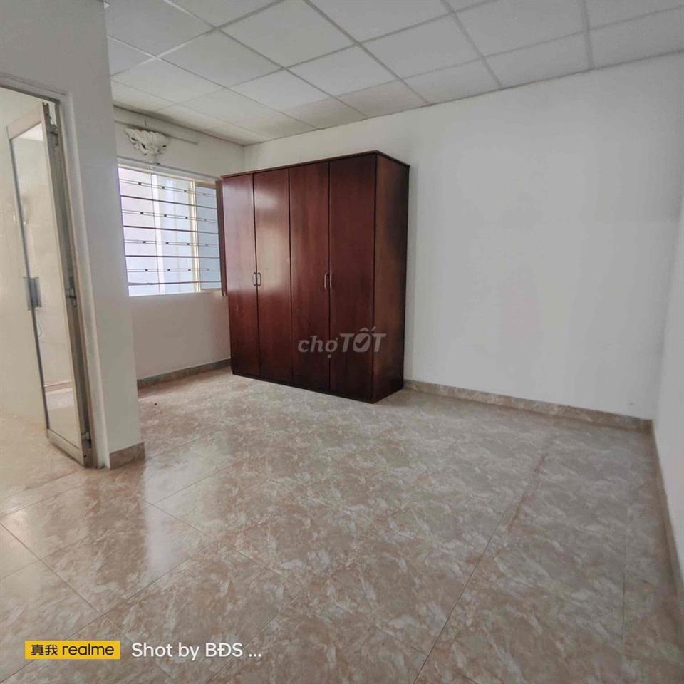 Nhà 1 Trệt 1 Lầu 3pn 4wc HBC gần Cầu Bình Triệu 10triệu
