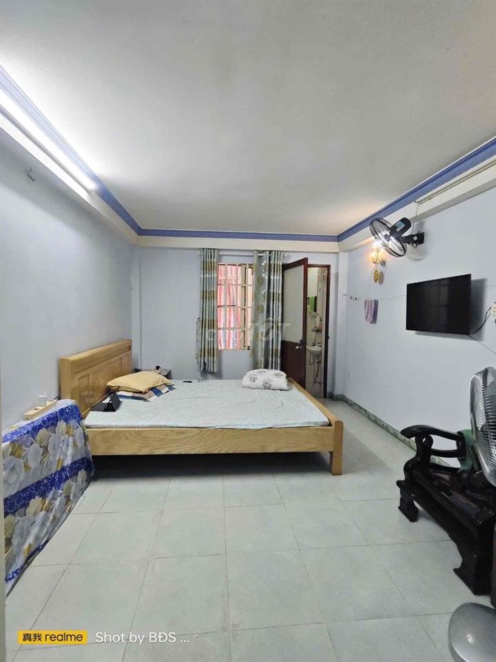 Nhà 1 Trệt 1 Lửng 2 Lầu 5pn 4wc Full Nội Thất gần ĐH Luật 15triệu