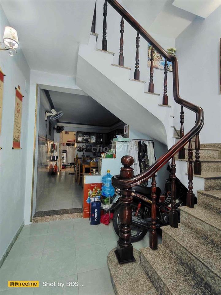 Nhà 1 Trệt 1 Lửng 2 Lầu 5pn 4wc Full Nội Thất gần ĐH Luật 15triệu