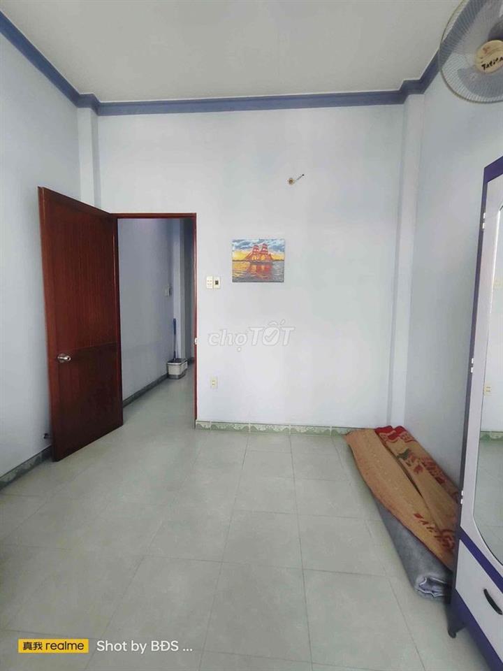 Nhà 1 Trệt 1 Lửng 2 Lầu 5pn 4wc Full Nội Thất gần ĐH Luật 15triệu