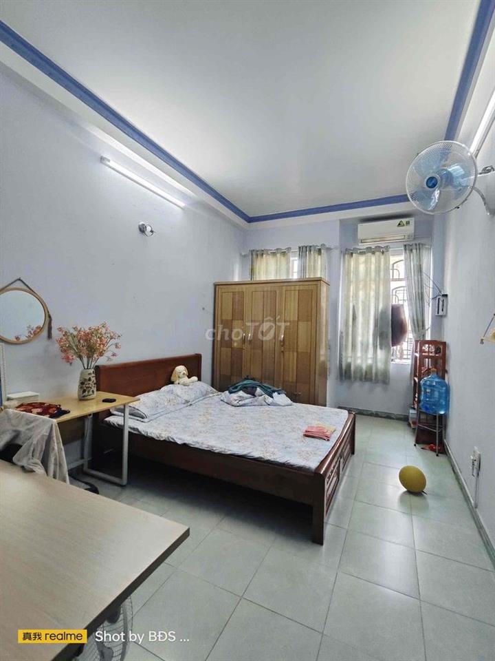 Nhà 1 Trệt 1 Lửng 2 Lầu 5pn 4wc Full Nội Thất gần ĐH Luật 15triệu