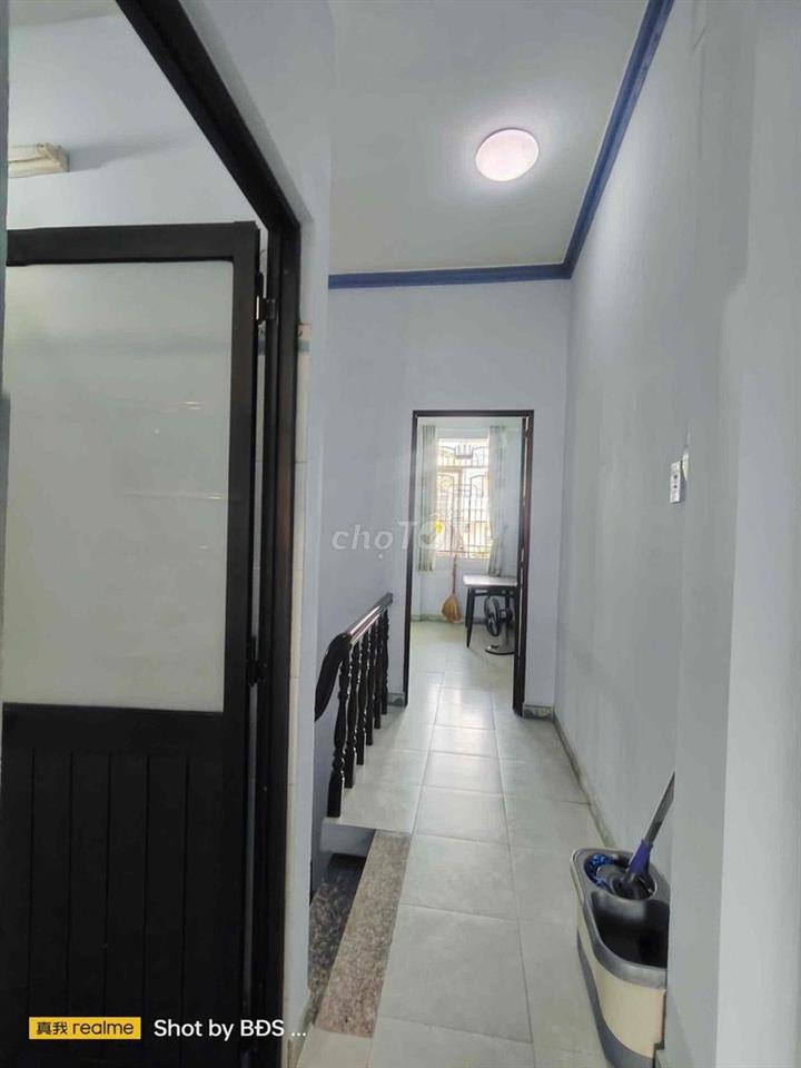 Nhà 1 Trệt 1 Lửng 2 Lầu 5pn 4wc Full Nội Thất gần ĐH Luật 15triệu