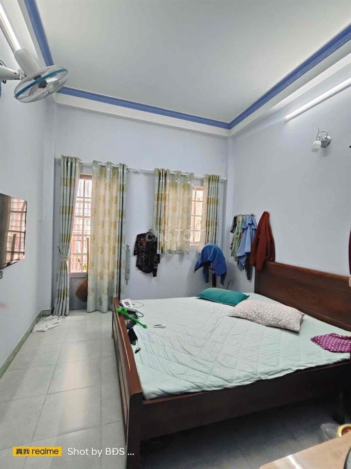 Nhà 1 Trệt 1 Lửng 2 Lầu 5pn 4wc Full Nội Thất gần ĐH Luật 15triệu