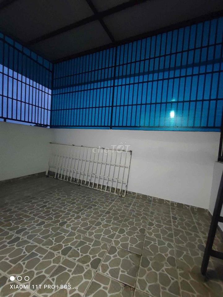 Nhà Đẹp 3Tầng 5pn 4wc QL13 HBP 12triệu