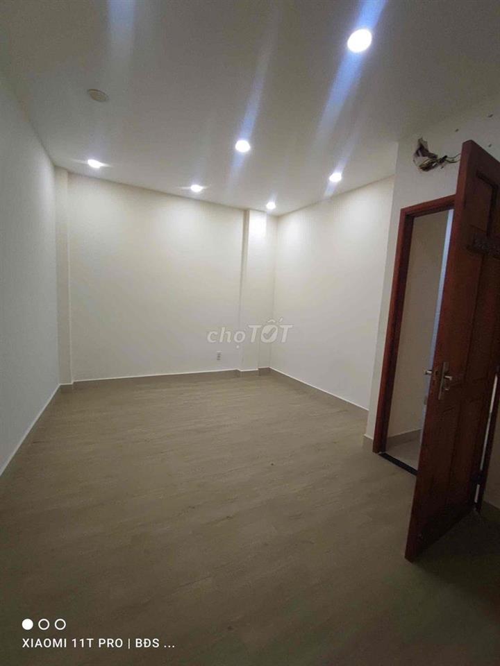 Nhà Đẹp 3Tầng 5pn 4wc QL13 HBP 12triệu