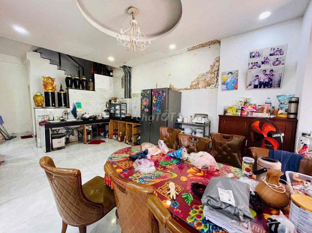 Nhà Mặt Tiền 3 Tầng Nguyễn Thị Định, Quận2 11Tỷ tl