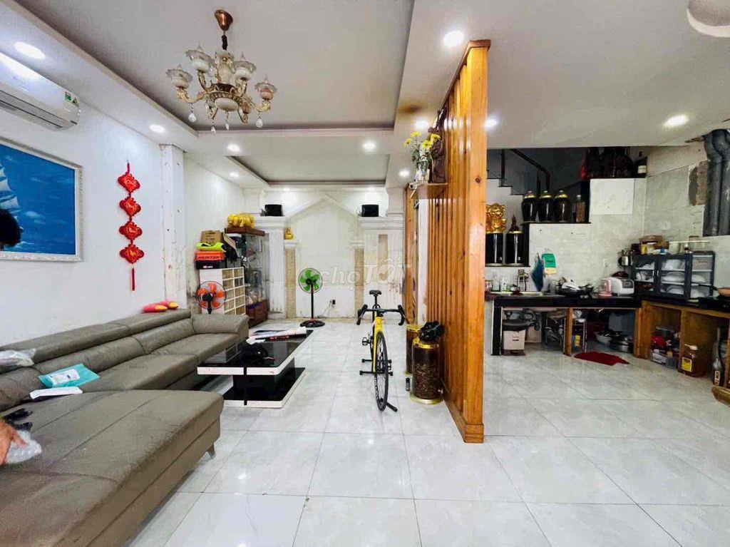 Nhà Mặt Tiền 3 Tầng Nguyễn Thị Định, Quận2 11Tỷ tl