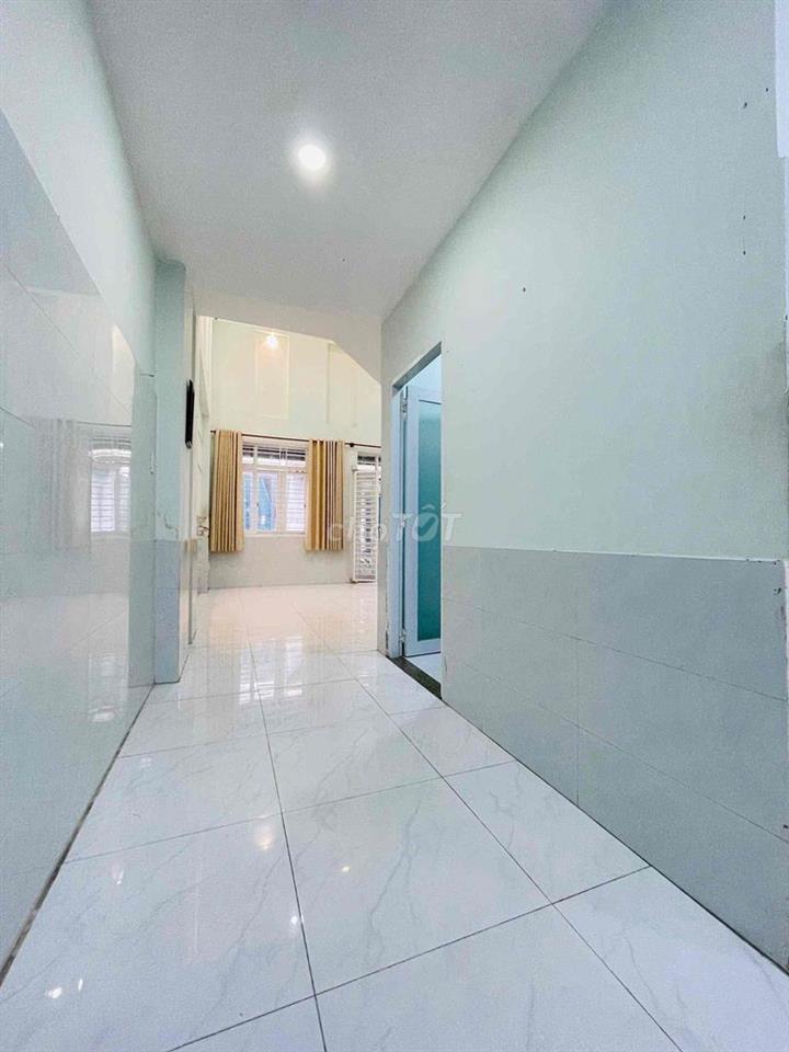 Nhà Kho Xưởng 160m2 cấp4 QL13 gần ĐH Luật - Vạn Phúc 10triệi