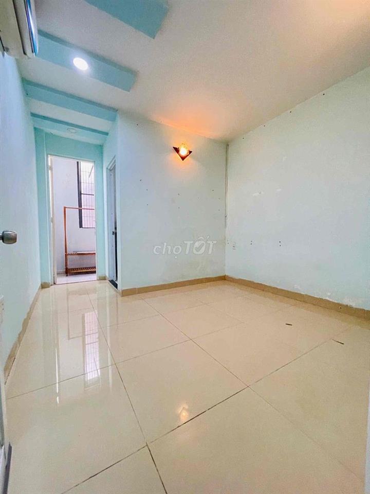 Nhà Kho Xưởng 160m2 cấp4 QL13 gần ĐH Luật - Vạn Phúc 10triệi