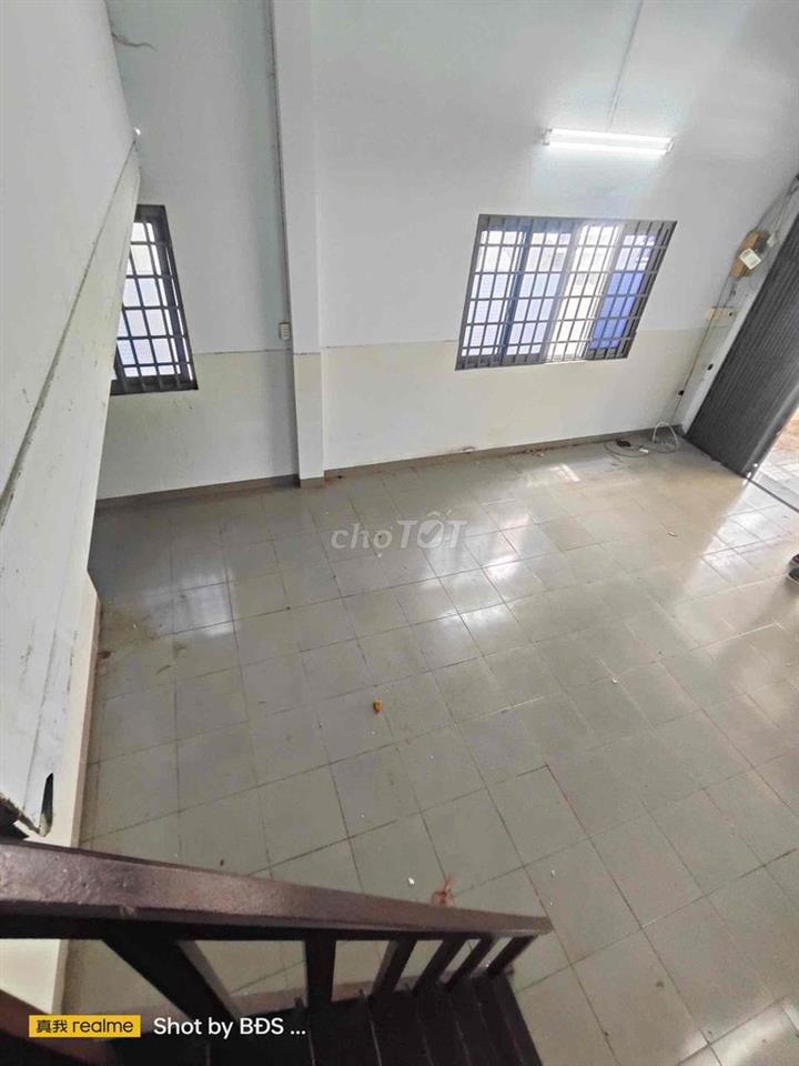 Nhà 120m2 1 Trệt 1 Lửng 2pn 1wc Khu Gigamall 12triệu