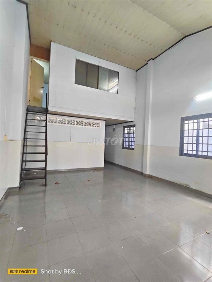 Nhà 120m2 1 Trệt 1 Lửng 2pn 1wc Khu Gigamall 12triệu