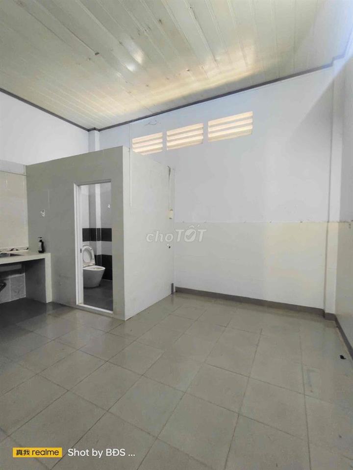 Nhà 120m2 1 Trệt 1 Lửng 2pn 1wc Khu Gigamall 12triệu