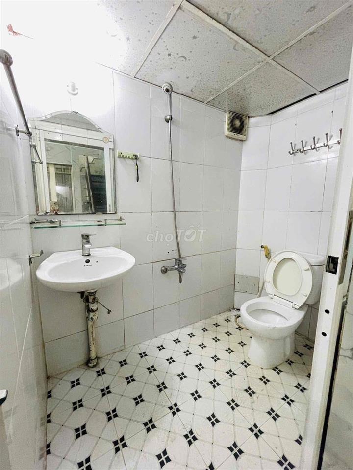 Nhà mặt tiền 4pn 2wc đường số - QL13 gần Cầu Ông Dầu 12triệu