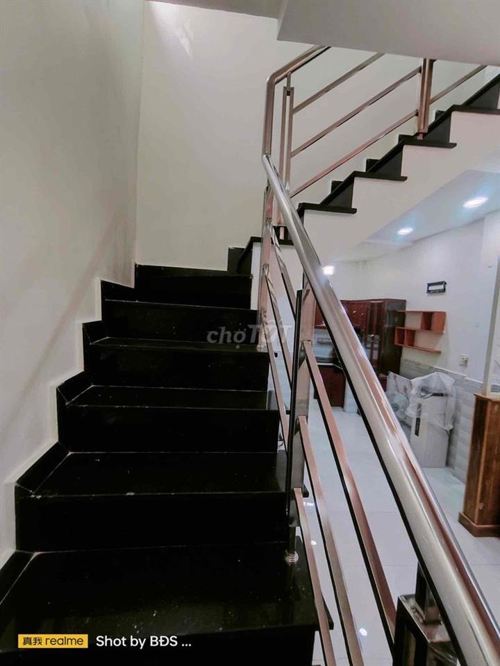 Nhà 1 Trệt 1 Lầu Đúc đường Gò Dưa SHR 2,8Tỷ