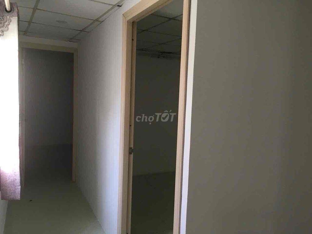 Nhà 65m2 1lầu 3pn 2wc HBC đối diện Gigamall