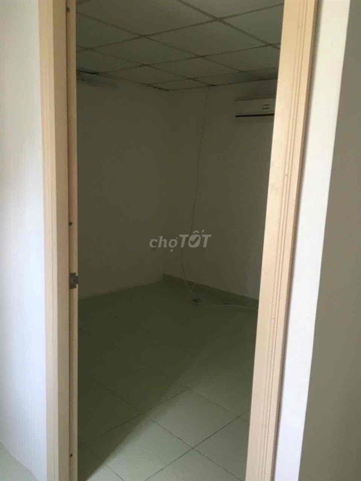 Nhà 65m2 1lầu 3pn 2wc HBC đối diện Gigamall