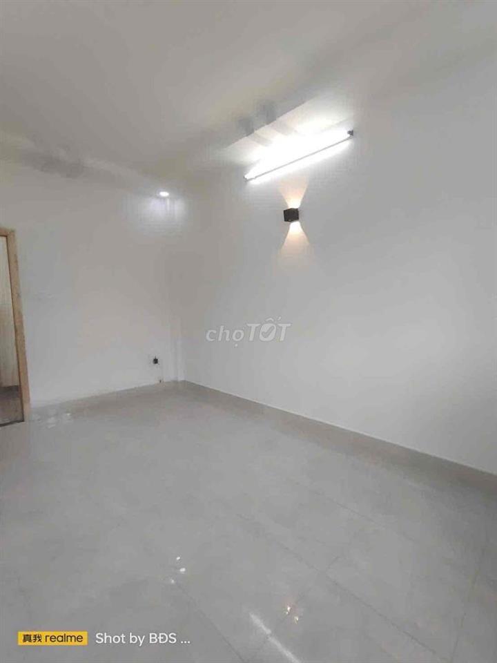 Nhà Đẹp 1 Trệt 1 Lầu 2pn 2wc QL13 HBP gần ĐH Luật 3,75Tỷ