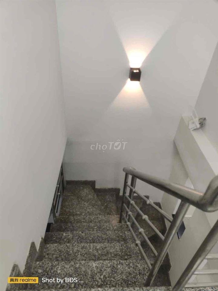 Nhà Đẹp 1 Trệt 1 Lầu 2pn 2wc QL13 HBP gần ĐH Luật 3,75Tỷ