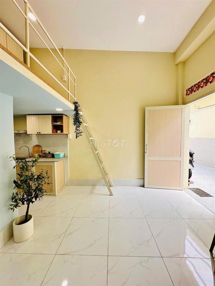 DUPLEX GÁC CAO NGAY CẦU VƯỢT GÒ DƯA - CAO ĐẲNG CÔNG NGHỆ - KHA VẠN CÂN