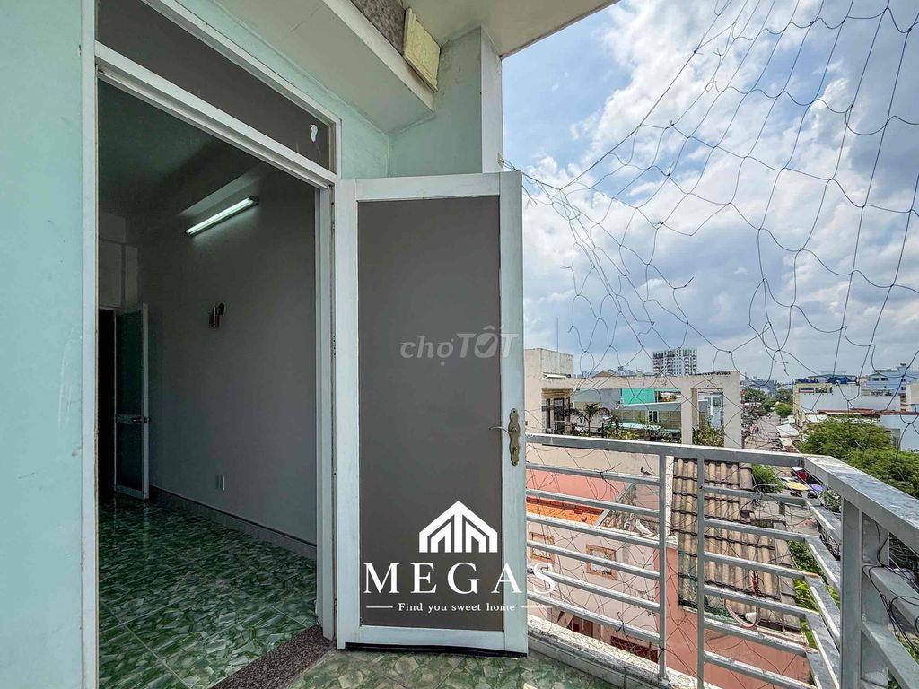 CHO THUÊ STUDIO CỬA SỔ BAN CÔNG NẰM NGAY NGÃ TƯ MK