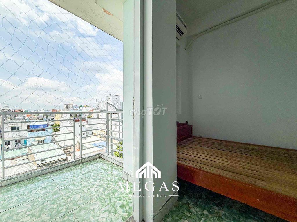 CHO THUÊ STUDIO CỬA SỔ BAN CÔNG NẰM NGAY NGÃ TƯ MK