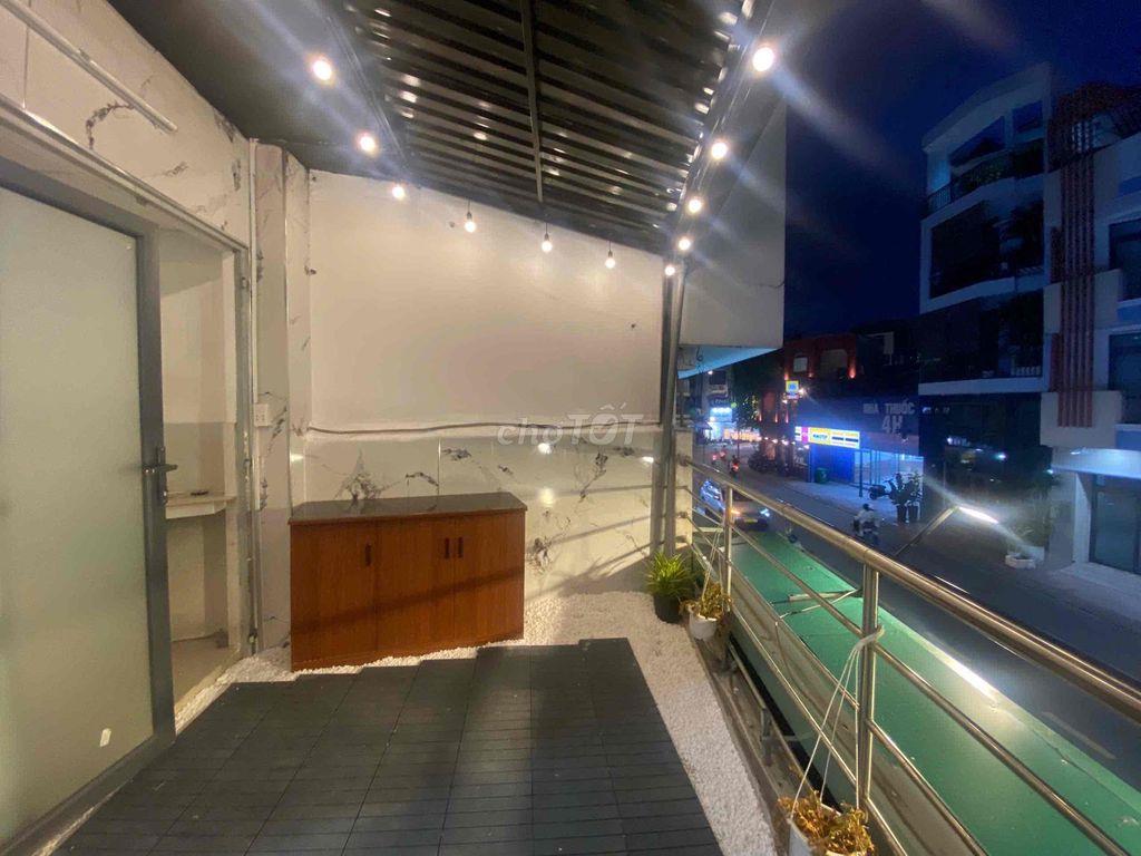 CHÍNH CHỦ CHO THUÊ STUDIO BAN CÔNG TÁCH BẾP NẰM NGAY TRUNG TÂM