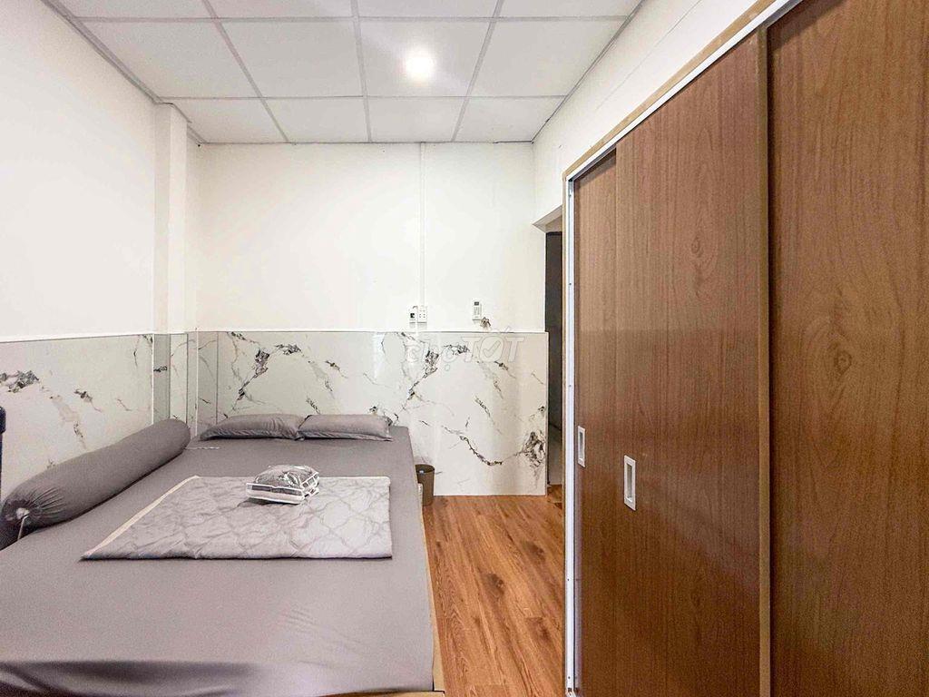 CHÍNH CHỦ CHO THUÊ STUDIO BAN CÔNG TÁCH BẾP GIÁ SIU RẺ