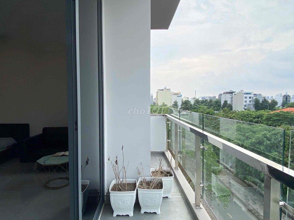 🔥 CĂN STUDIO CÓ BAN CÔNG RỘNG ĐÓN ÁNH SÁNG