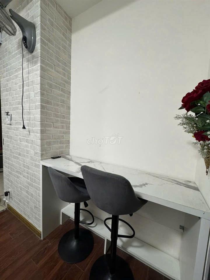 Cho 1 nữ thuê phòng nhỏ trong căn 3 PN