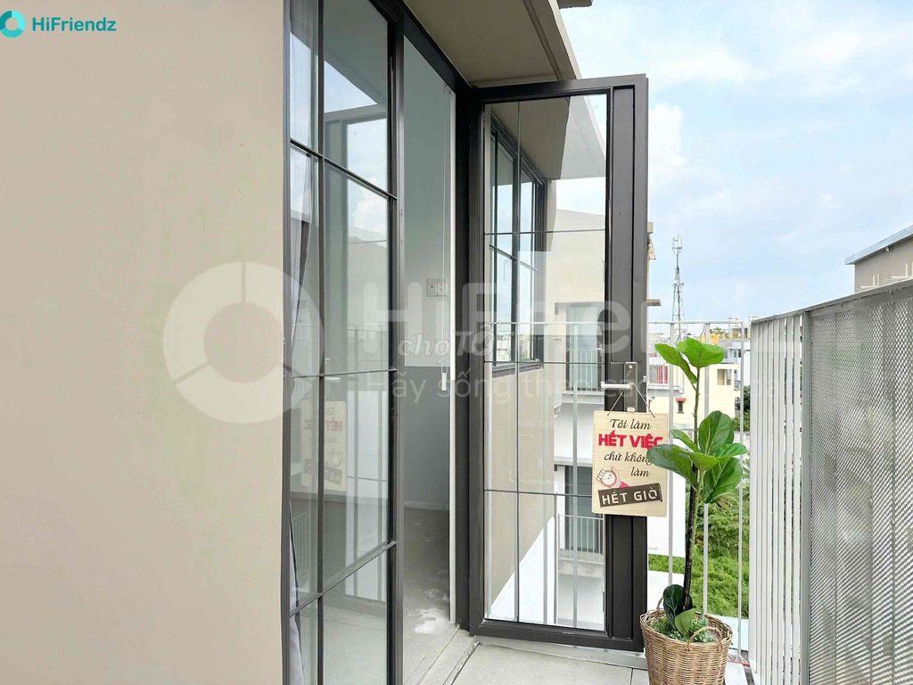 căn hộ ban công ngay trường UFM