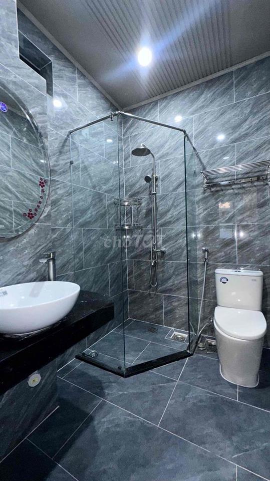 CĂN HỘ DỊCH VỤ 2t250, FULL NỘI THẤT CAO CẤP, THANG MÁY. NHÀ MỚI