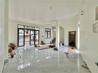 Cho Thuê Nhà nguyên căn Gần CĐ Công Thương, khu CNC Q9, ở được đông