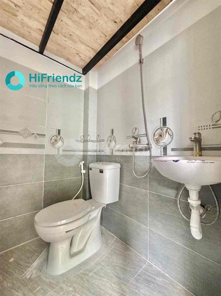 Duplex Ban Công Ngay Làng ĐH – Gần NLU, UTE, HUTECH, UEL, ĐHQG