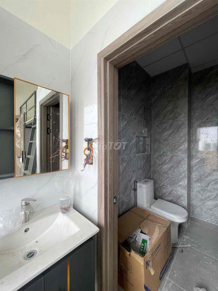 Duplex Ban Công, Ful Nội Thất - Ngay Ngã Tư TĐ, Lê Văn Việt,UTE,UEL