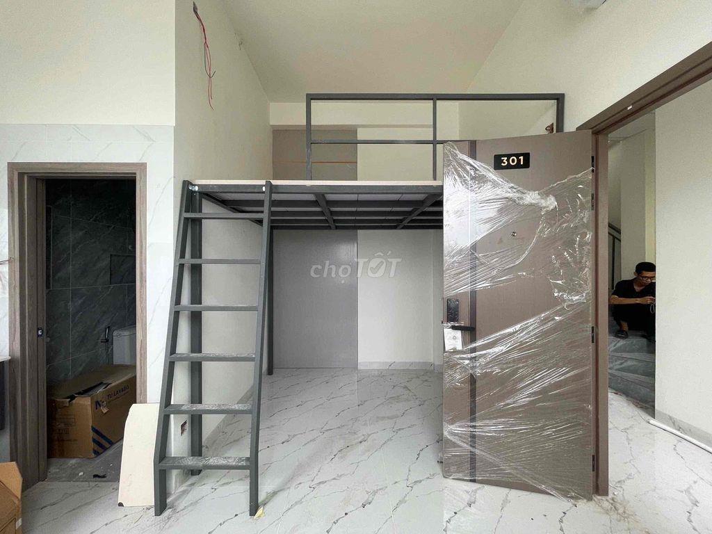 Duplex Ban Công, Ful Nội Thất - Ngay Ngã Tư TĐ, Lê Văn Việt,UTE,UEL