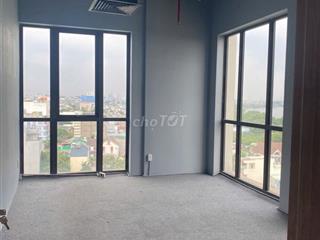 Cho thuê văn phòng mặt tiền Phạm Văn Đồng ngay Gigamall