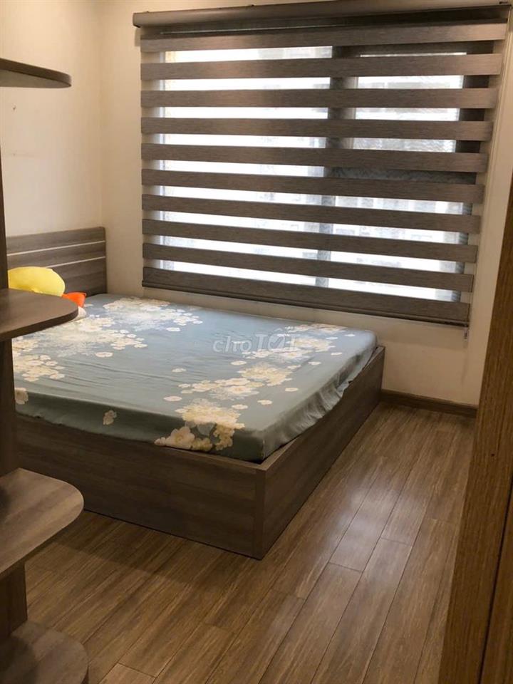 Chính chủ cho thuê 3PN full NT, căn góc view hồ bơi Vinhomes Quận 9