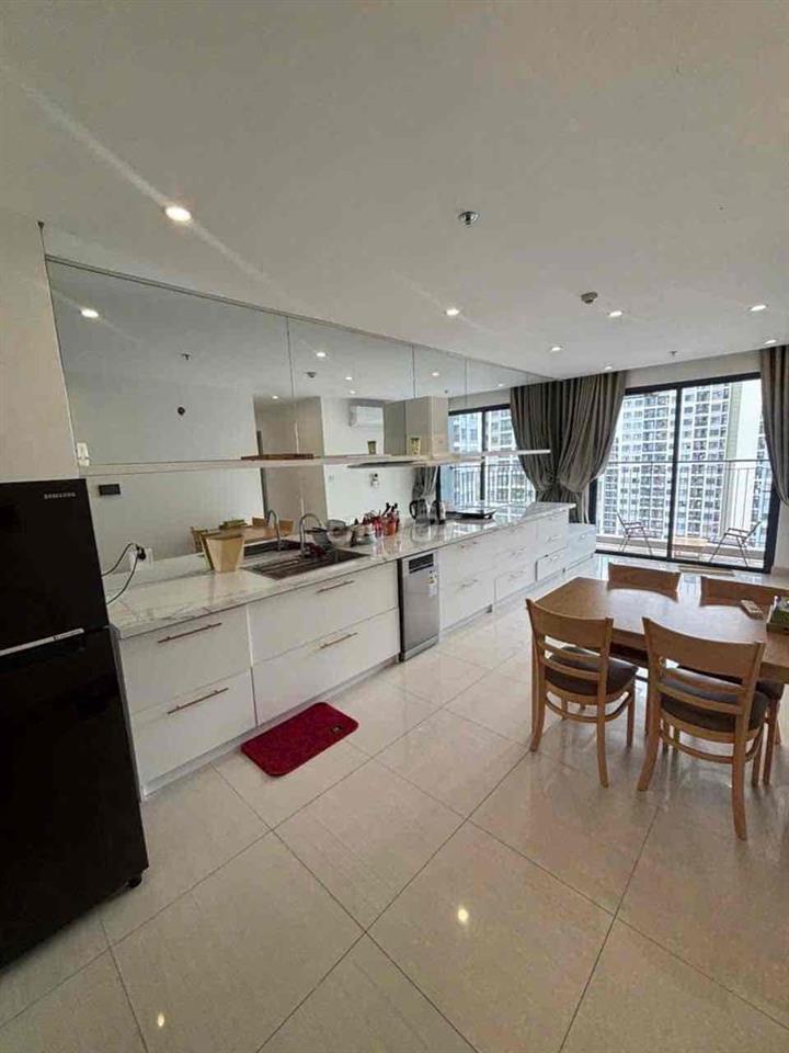 🔥 Share phòng master CHỈ 3TR9 – VINHOMES Q9 – VÀO Ở NGAY