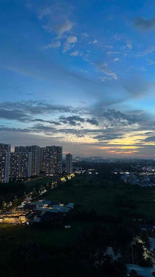 [ HOT ] 🔥 Share phòng Vinhomes Q9 2tr8 – Ban công thoáng  – Vào ở