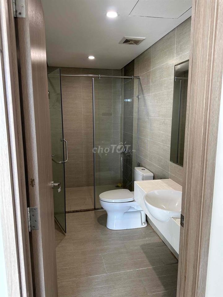 [ HOT ] 🔥 Share phòng Vinhomes Q9 2tr8 – Ban công thoáng  – Vào ở