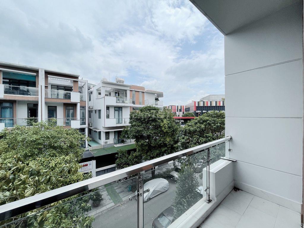Chính Chủ Cho Thuê Văn Phòng 5x21m Chỉ 13Tr/Tháng - Vạn Phúc City