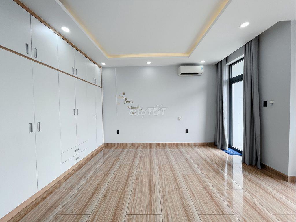 Chính Chủ Cho Thuê Văn Phòng 5x21m Chỉ 13Tr/Tháng - Vạn Phúc City