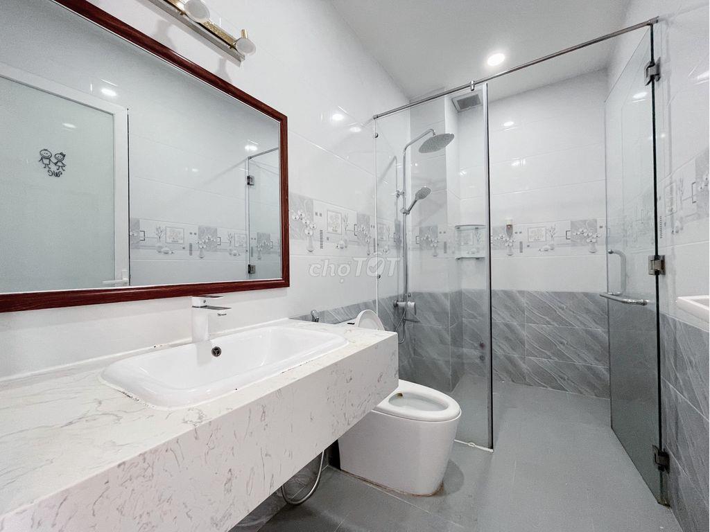 Chính Chủ Cho Thuê Văn Phòng 5x21m Chỉ 13Tr/Tháng - Vạn Phúc City