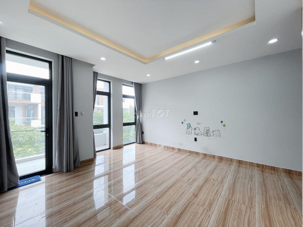 Chính Chủ Cho Thuê Văn Phòng 5x21m Chỉ 13Tr/Tháng - Vạn Phúc City
