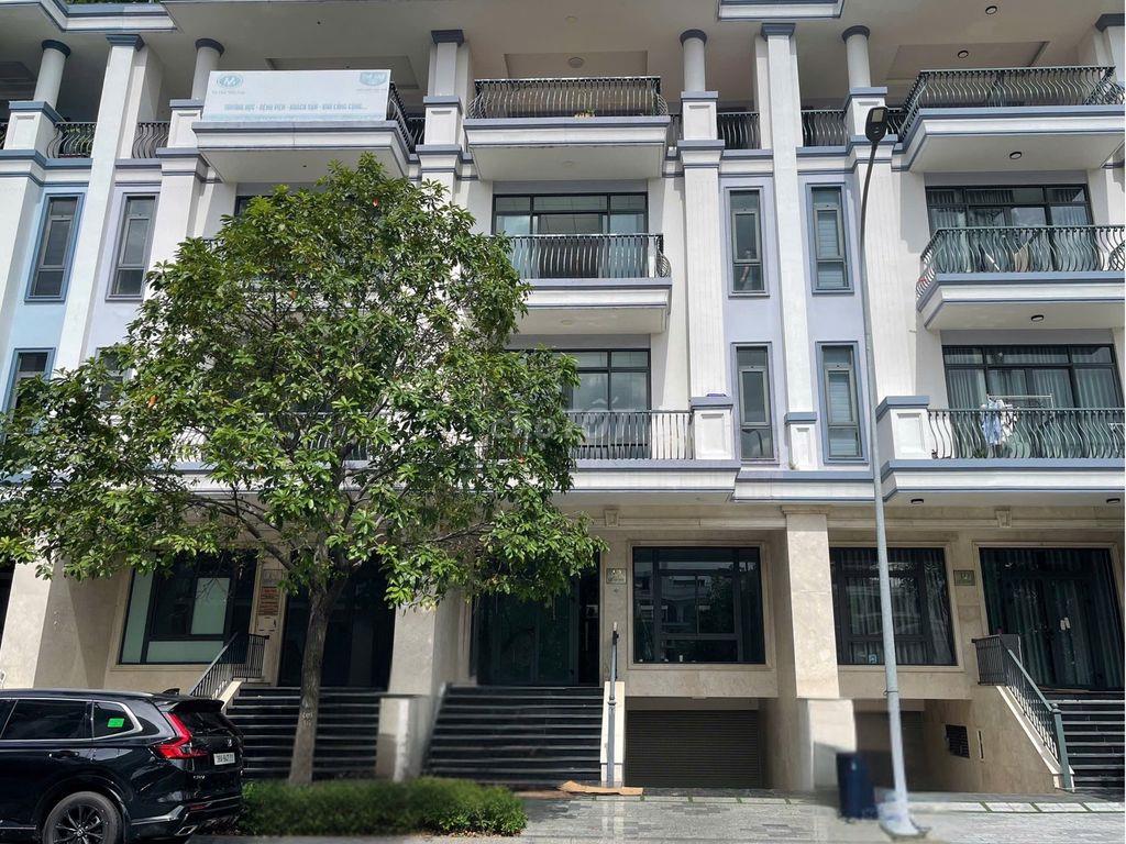  Chính Chủ Cho Thuê Văn Phòng 95M² , Giá Chỉ 14Tr - Vạn Phúc City