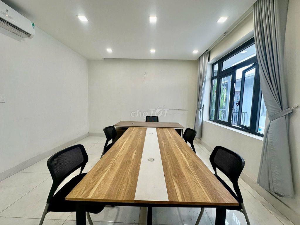 Cho thuê văn phòng Full nội thất, giá 6tr/tháng - Vạn Phúc City
