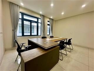Cho thuê văn phòng Full nội thất, giá 6tr/tháng - Vạn Phúc City