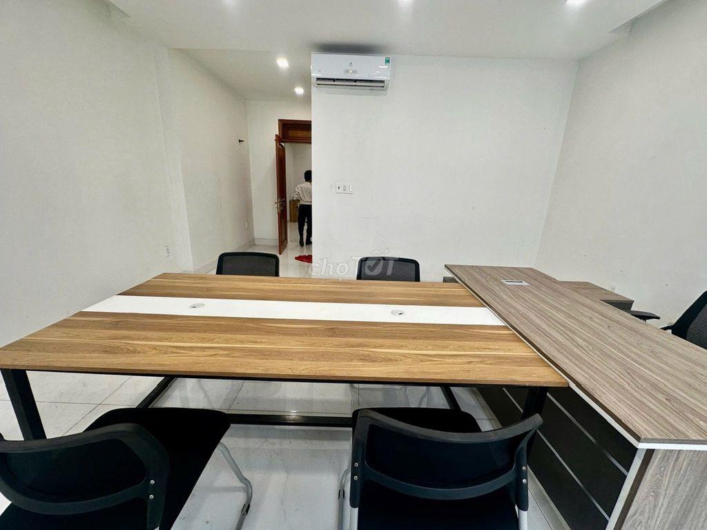 Cho thuê văn phòng Full nội thất, giá 6tr/tháng - Vạn Phúc City