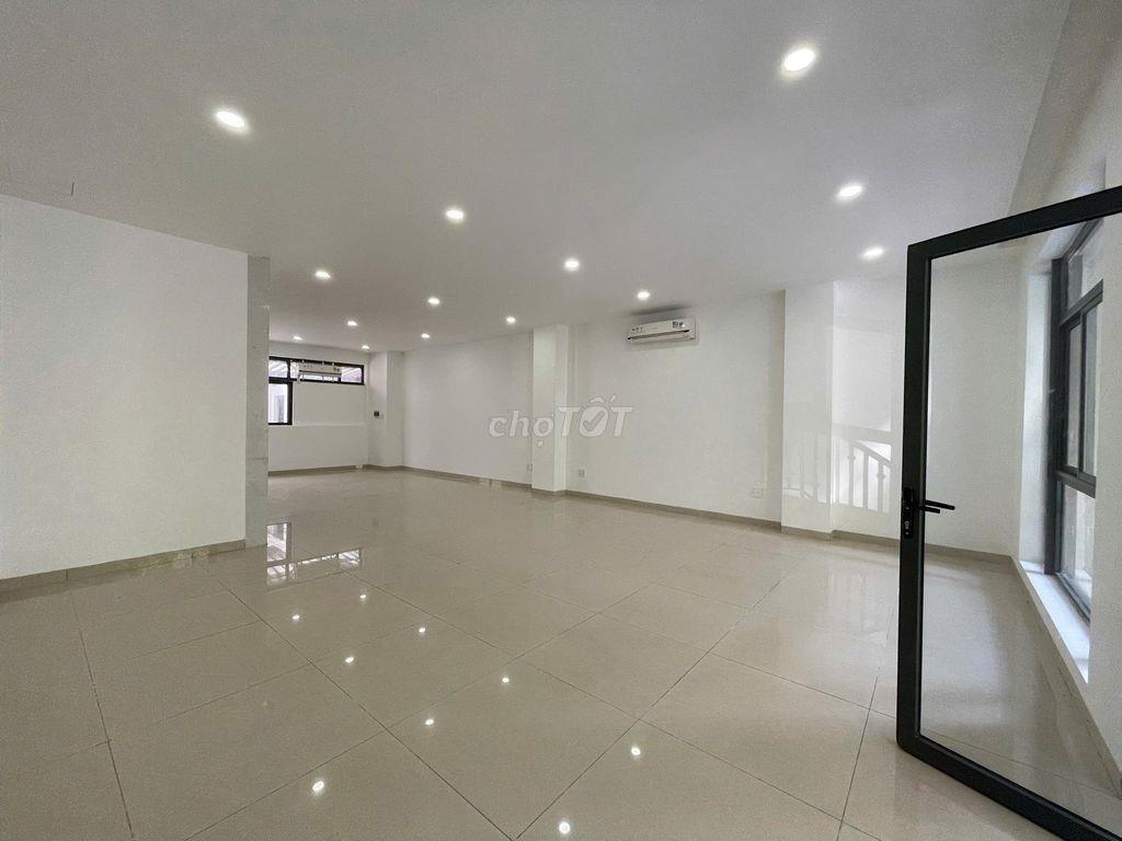 Cho Thuê MB Trệt 147m²  Vạn Phúc – Hầm Xe, Thang Máy – 18.5Triệu/tháng