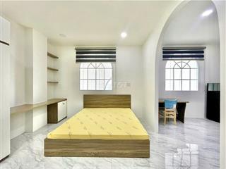 Căn hộ tách bếp, Đường lớn, Full nội thất, chỉ 7 triệu - Vạn Phúc City